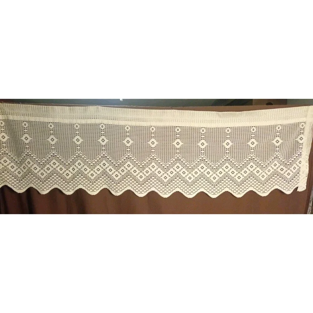 vintage-style crochet lace window valance featuring a geometric diamond 3 Piece